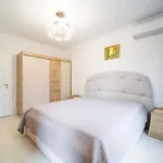 Grand Karavel Center Lux شقة *