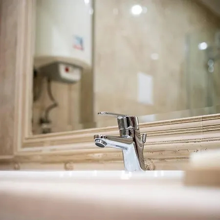 Grand Karavel Center Lux Apartament Varna