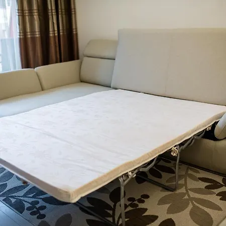 Grand Karavel Center Lux شقة *