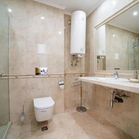 Grand Karavel Center Lux *