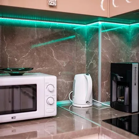 Grand Karavel Center Lux Варна