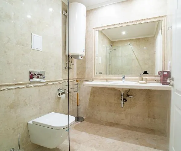 Grand Karavel Center Lux Апартаменты